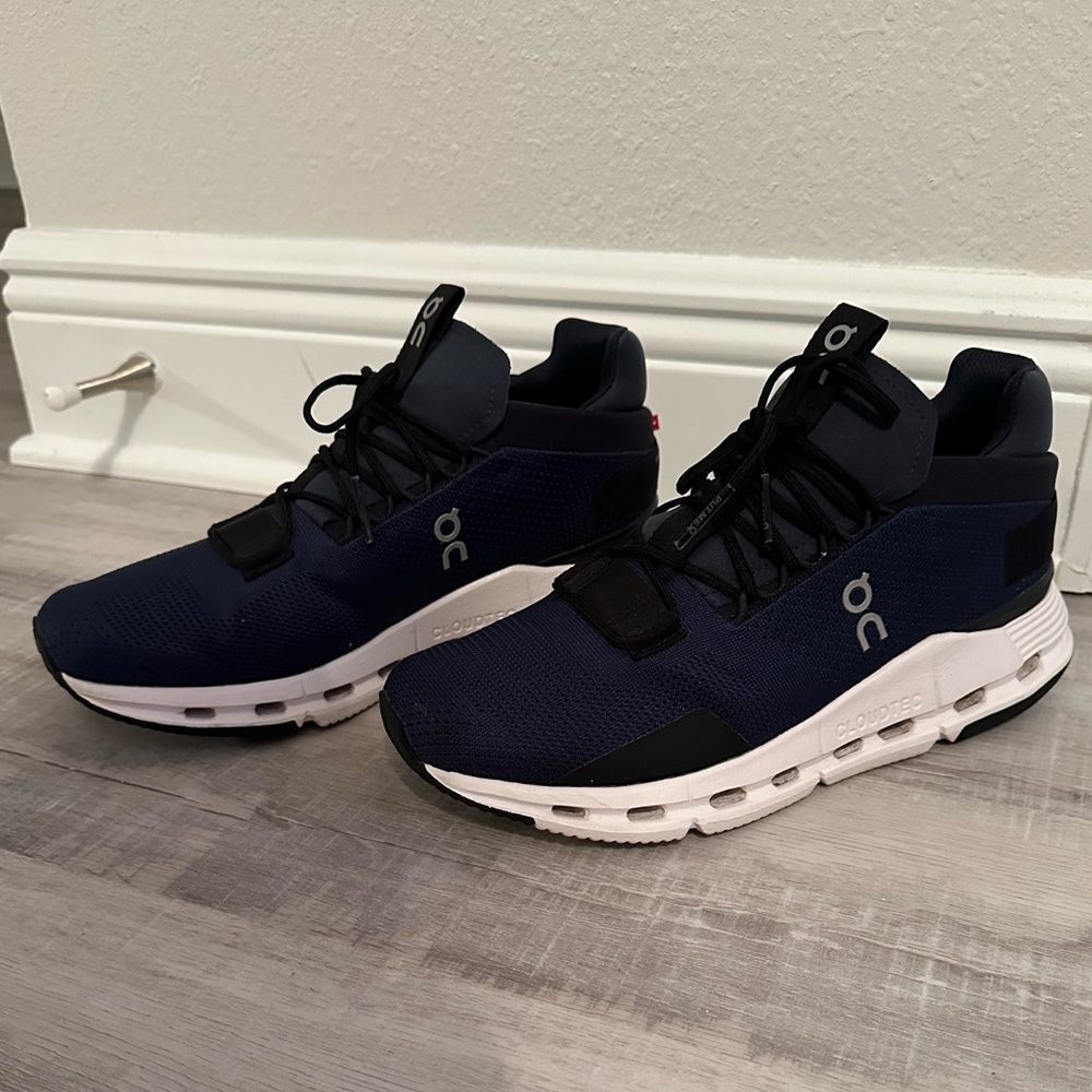 Cloudnova Sneakers